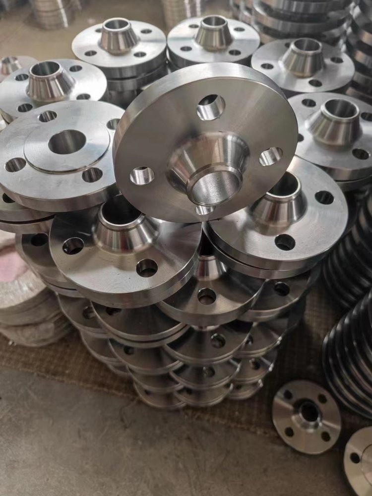 Wn Type Weld Neck Flange 6-Inch Sch40 300 Lb Pressure Rating- 317 Stainless Stee best